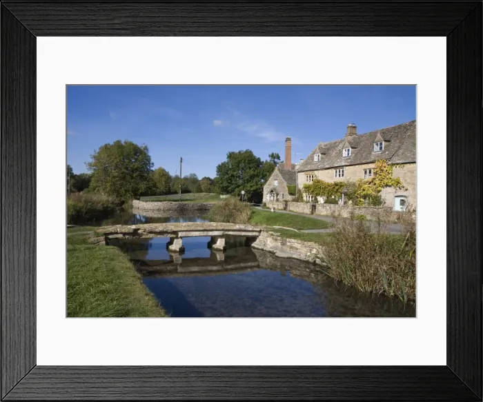 Framed Print : River Eye, Lower Slaughter village, The Cotswolds, Gloucestershire, England Framed Print : River Eye, Lower Slaughter village, The Cotswolds, Gloucestershire, England