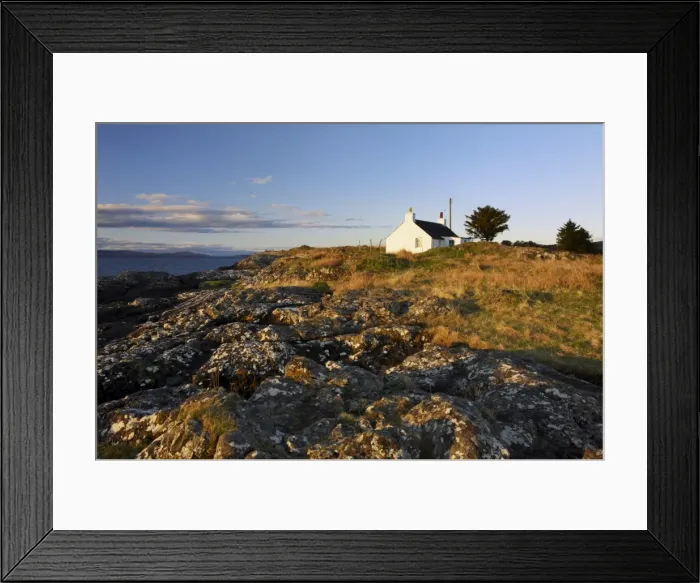Framed Print : Cottage on the east coast of Mull, Isle of Mull, Inner Hebrides, Scotland