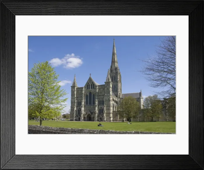 Framed Print : Salisbury Cathedral, Wiltshire, England, United Kingdom, Europe Framed Print : Salisbury Cathedral, Wiltshire, England, United Kingdom, Europe
