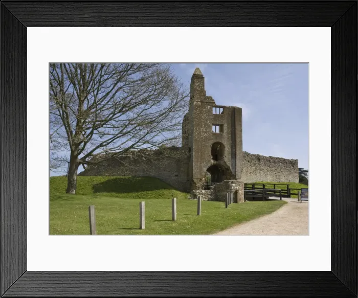 Framed Print : Ruins of the 12th century Sherborne Old Castle, Royalist stronghold during the English Civil War Framed Print : Ruins of the 12th century Sherborne Old Castle, Royalist stronghold during the English Civil War