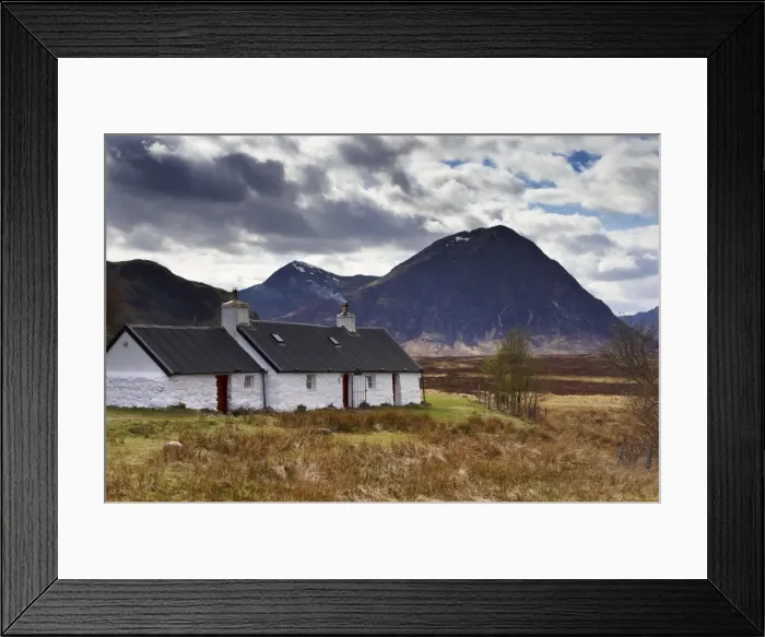 Framed Print : Black Rock Cottage and Buachaille Etive Mor, Glencoe, Highland region, Scotland Framed Print : Black Rock Cottage and Buachaille Etive Mor, Glencoe, Highland region, Scotland