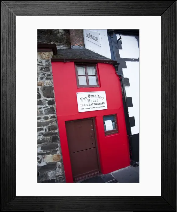 Framed Print : Smallest house in the United Kingdom, Conwy, Wales, United Kingdom, Europe Framed Print : Smallest house in the United Kingdom, Conwy, Wales, United Kingdom, Europe