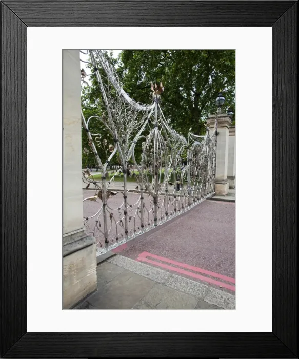Framed Print : Queen Elizabeth Gate, Hyde Park, London, England, United Kingdom, Europe Framed Print : Queen Elizabeth Gate, Hyde Park, London, England, United Kingdom, Europe