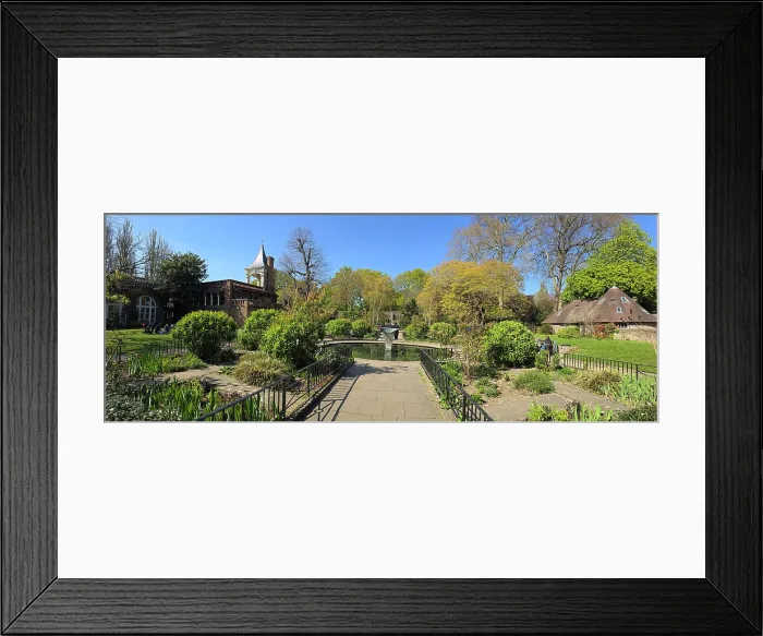 Framed Print : Holland Park, United Kingdom Framed Print : Holland Park, United Kingdom