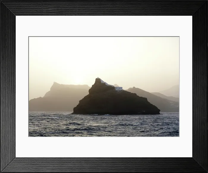 Framed Print : The striking offshore rock known as Djeu, Saint Vincent, Cape Verde Framed Print : The striking offshore rock known as Djeu, Saint Vincent, Cape Verde