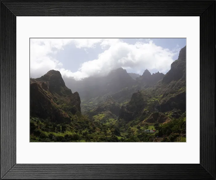 Framed Print : Scenery in the lush oasis of the Paul Valley, northern Saint Anthony, Cape Verde Framed Print : Scenery in the lush oasis of the Paul Valley, northern Saint Anthony, Cape Verde