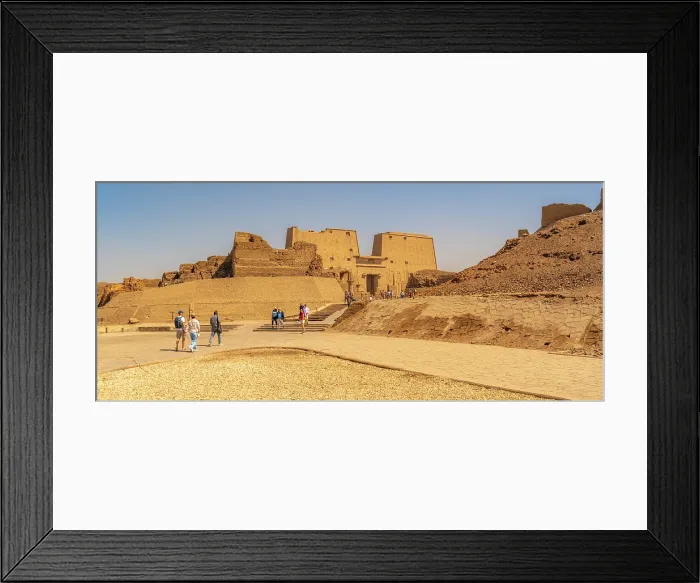 Framed Print : View of the Temple of Horus on a sunny day, Edfu, Egypt, North Africa, Africa Framed Print : View of the Temple of Horus on a sunny day, Edfu, Egypt, North Africa, Africa