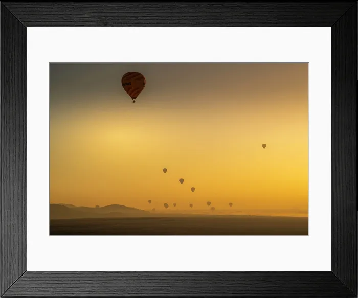 Framed Print : View of other balloons from hot air balloon over Luxor at sunrise, Luxor, Egypt, Africa Framed Print : View of other balloons from hot air balloon over Luxor at sunrise, Luxor, Egypt, Africa