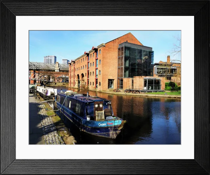 Framed Print : Merchants Warehouse Manchester, United Kingdom Framed Print : Merchants Warehouse Manchester, United Kingdom