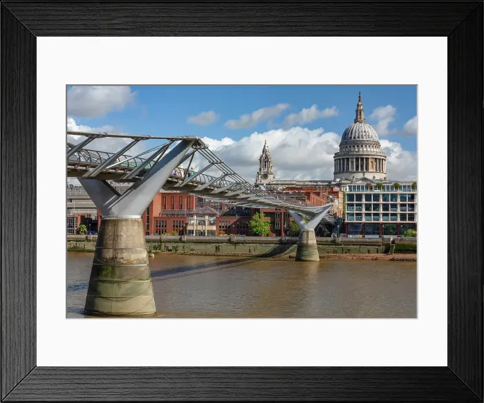 Framed Print : Millenium Bridge and St Paul's Cathedral, London, England Framed Print : Millenium Bridge and St Paul's Cathedral, London, England