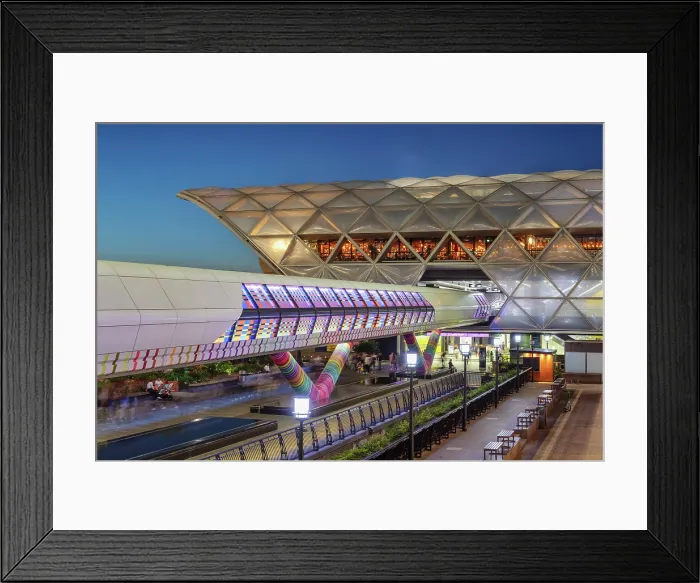 Framed Print : Adam's Plaza Bridge at Crossrail Station, Canary Wharf, London, England Framed Print : Adam's Plaza Bridge at Crossrail Station, Canary Wharf, London, England