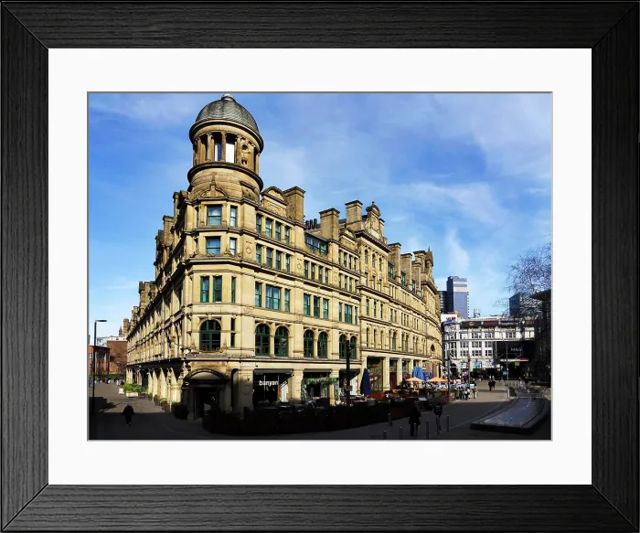 Framed Print : Exchange Square Manchester, United Kingdom Framed Print : Exchange Square Manchester, United Kingdom