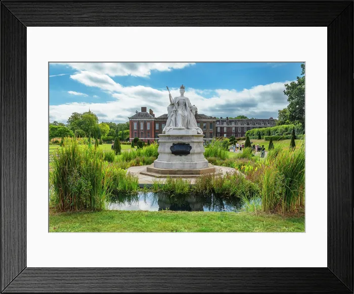 Framed Print : Kensington Palace, Kensington, London, England