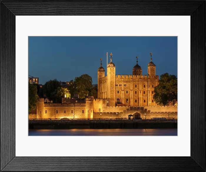 Framed Print : Tower of London on River Thames, London, England