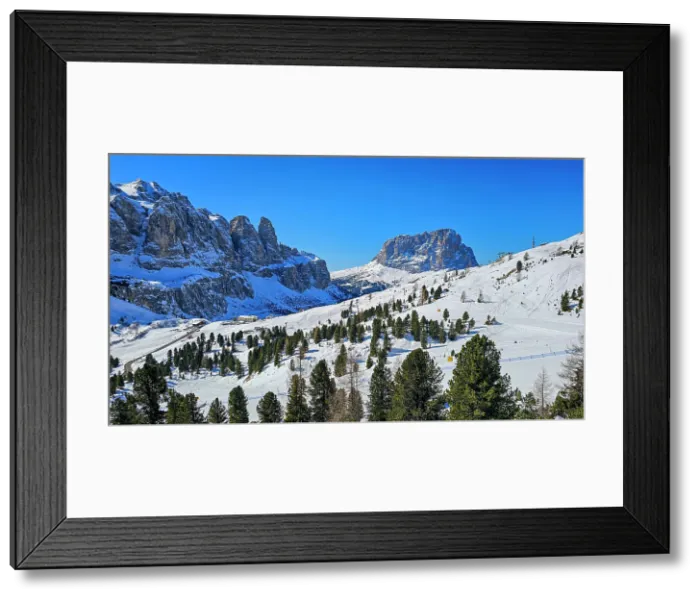 Framed Print : GrAdner Joch or Pass Gardena in winter, Alta Badia, Dolomites, Italy Framed Print : GrAdner Joch or Pass Gardena in winter, Alta Badia, Dolomites, Italy