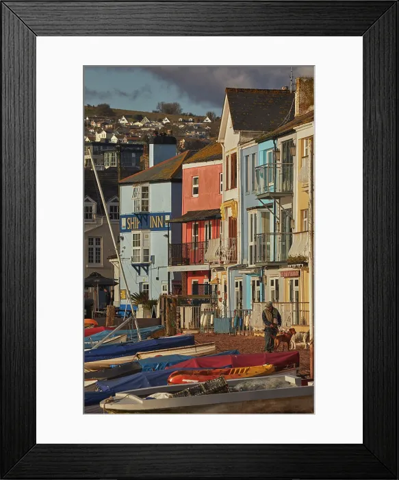 Framed Print : Harbourfront buildings along the edge of the Back Beach, beside the harbour in the estuary of the River Teign, in Teignmouth, Devon, Great Britain