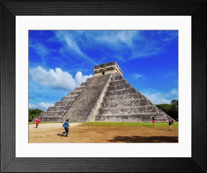 Framed Print : El Castillo or Temple of Kukulcan, Chichen Itza, Yucatan State, Mexico Framed Print : El Castillo or Temple of Kukulcan, Chichen Itza, Yucatan State, Mexico