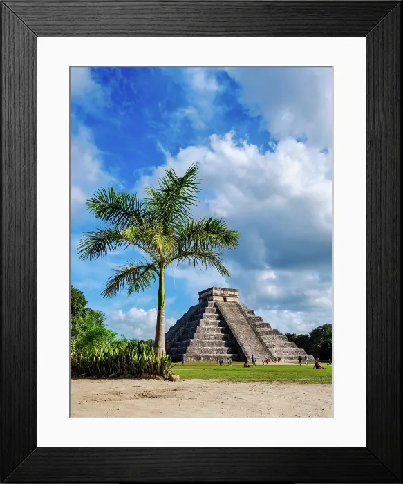 Framed Print : El Castillo or Temple of Kukulcan, Chichen Itza, Yucatan State, Mexico Framed Print : El Castillo or Temple of Kukulcan, Chichen Itza, Yucatan State, Mexico