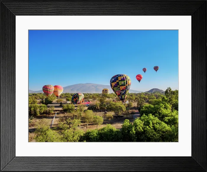 Framed Print : Hot air balloons landing at Teotihuacan, Mexico State, Mexico Framed Print : Hot air balloons landing at Teotihuacan, Mexico State, Mexico