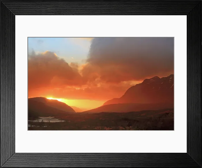 Framed Print : Sunset, Liathach, Torridon, northern Scotland Framed Print : Sunset, Liathach, Torridon, northern Scotland