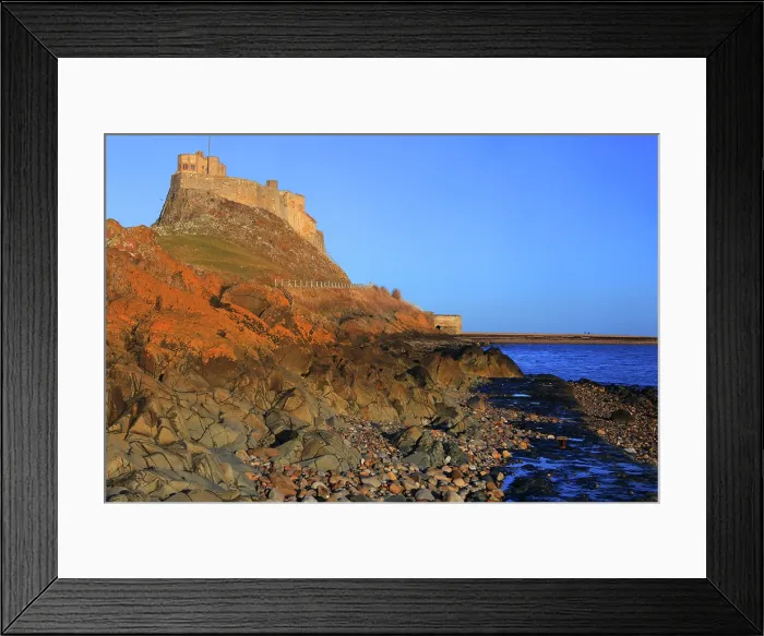 Framed Print : Lindisfarne Castle, Holy Island, Northumberland, England Framed Print : Lindisfarne Castle, Holy Island, Northumberland, England