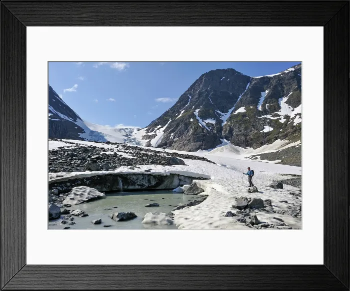 Framed Print : Hikers on the way up to the Steindalsbreen glacier, Lyngen Alps, region of Lyngen, County of Troms, Norway, Northern Europe Framed Print : Hikers on the way up to the Steindalsbreen glacier, Lyngen Alps, region of Lyngen, County of Troms, Norway, Northern Europe