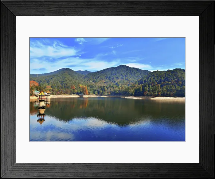 Framed Print : Lulin Lake in Lushan (Mount Lu), Jiujiang City, Jiangxi, China. Lushan is a UNESCO World Heritage site, it is one of China's most famous mountains known for its natural beauty Framed Print : Lulin Lake in Lushan (Mount Lu), Jiujiang City, Jiangxi, China. Lushan is a UNESCO World Heritage site, it is one of China's most famous mountains known for its natural beauty
