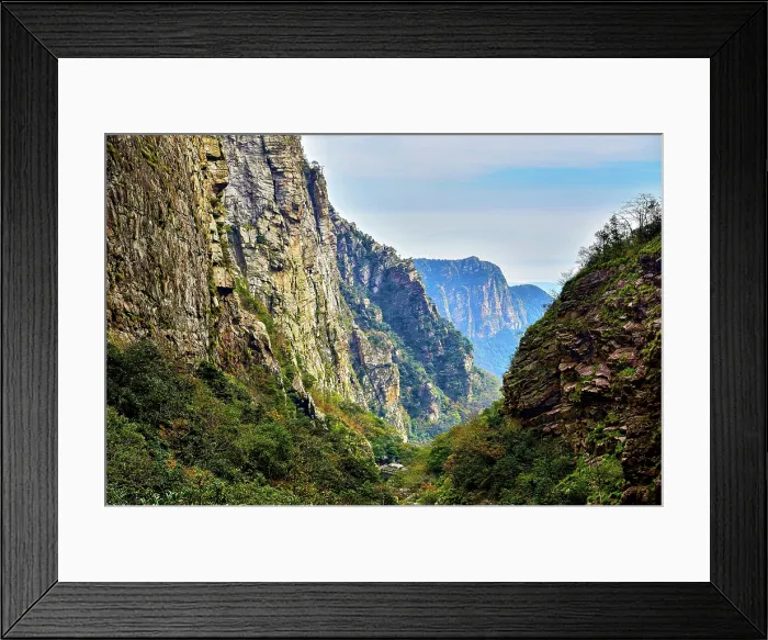 Framed Print : Lushan (Mount Lu), Jiujiang City, Jiangxi, China. Lushan is a UNESCO World Heritage site, it is one of China's most famous mountains known for its natural beauty