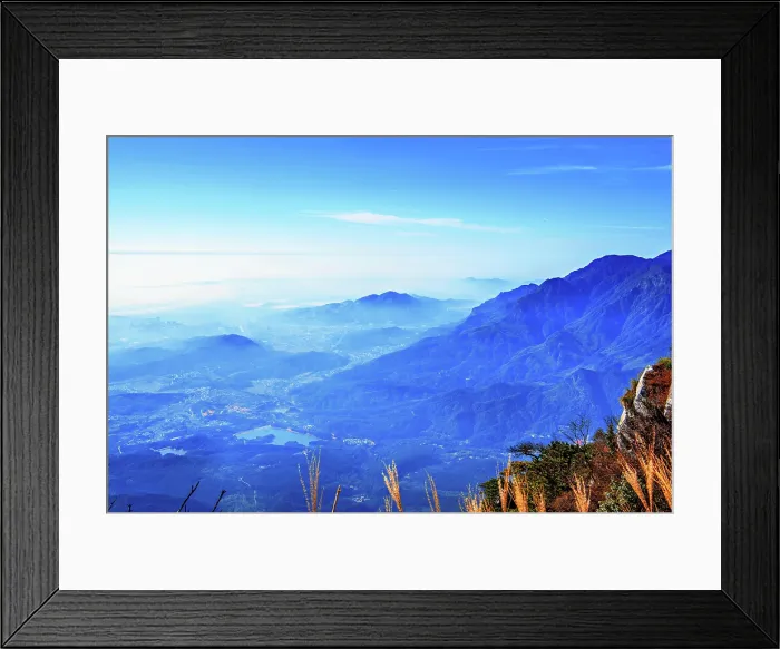 Framed Print : Mist covered landscape from Wulao Feng (Five-Old-Man Peak) at Lushan (Mount Lu), UNESCO, Jiujiang City, Jiangxi, China
