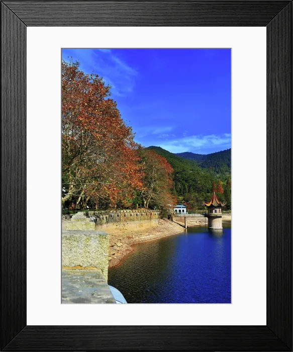 Framed Print : Lulin Lake in Lushan (Mount Lu), Jiujiang City, Jiangxi, China. Lushan is a UNESCO World Heritage site, it is one of China's most famous mountains known for its natural beauty Framed Print : Lulin Lake in Lushan (Mount Lu), Jiujiang City, Jiangxi, China. Lushan is a UNESCO World Heritage site, it is one of China's most famous mountains known for its natural beauty