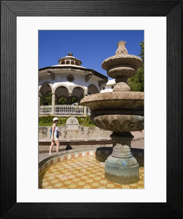 Framed Print : Fountain and bandstand in Zocalo Plaza, Old Town Acapulco, State of Guerrero Framed Print : Fountain and bandstand in Zocalo Plaza, Old Town Acapulco, State of Guerrero