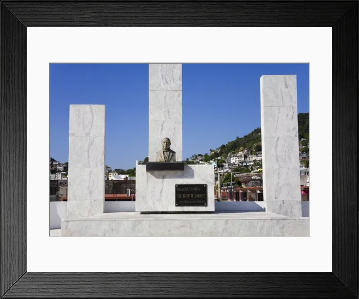 Framed Print : Bust of Benito Juarez in the Civic Plaza, Old Town Acapulco, State of Guerrero Framed Print : Bust of Benito Juarez in the Civic Plaza, Old Town Acapulco, State of Guerrero
