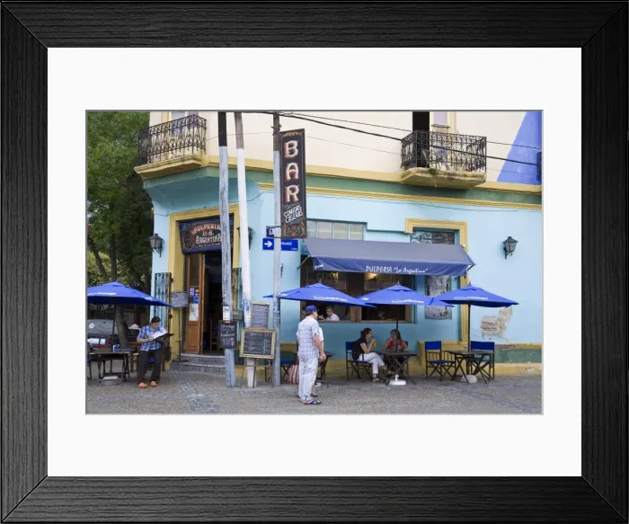 Framed Print : Pulperia La Argentina Bar in La Boca District of Buenos Aires, Argentina, South America Framed Print : Pulperia La Argentina Bar in La Boca District of Buenos Aires, Argentina, South America