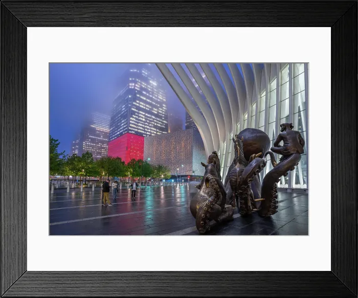 Framed Print : Exterior of the Oculus transportation hub at the World Trade Center, New York, USA Framed Print : Exterior of the Oculus transportation hub at the World Trade Center, New York, USA