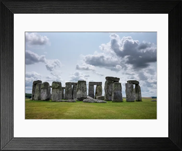 Framed Print : Stonehenge, a prehistoric megalithic structure on Salisbury Plain, United Kingdom