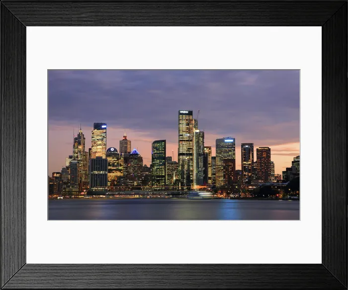 Framed Print : Sydney skyline at dusk, Australia Framed Print : Sydney skyline at dusk, Australia