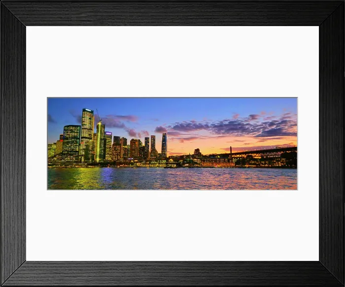 Framed Print : Sydney skyline at dusk, Australia Framed Print : Sydney skyline at dusk, Australia