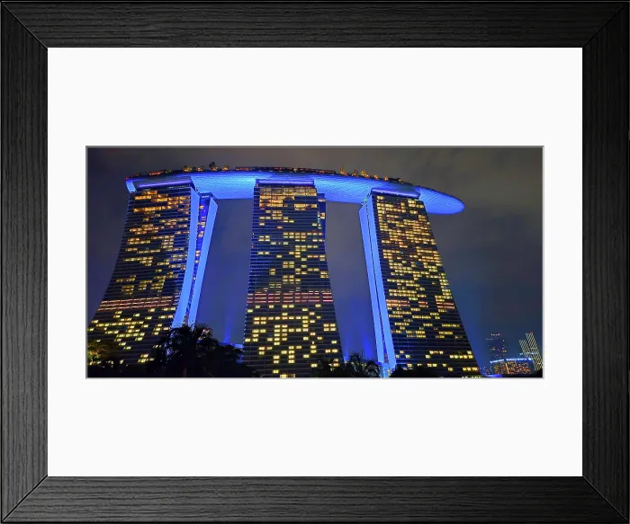 Framed Print : Marina Bay Sands Hotel at night, Singapore Framed Print : Marina Bay Sands Hotel at night, Singapore