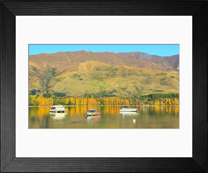 Framed Print : Lake Wanaka from the waterfront Wanaka Framed Print : Lake Wanaka from the waterfront Wanaka