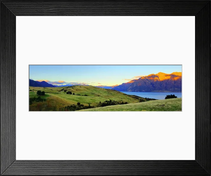 Framed Print : Lake Hawea, South Island, New Zealand Framed Print : Lake Hawea, South Island, New Zealand