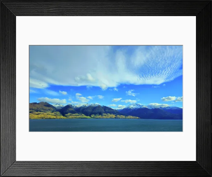 Framed Print : Lake Wanaka, South Island, New Zealand Framed Print : Lake Wanaka, South Island, New Zealand