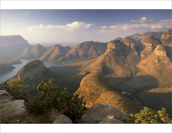 Blyde River Canyon and the three rondavels, Mpumalanga, South Africa, Africa