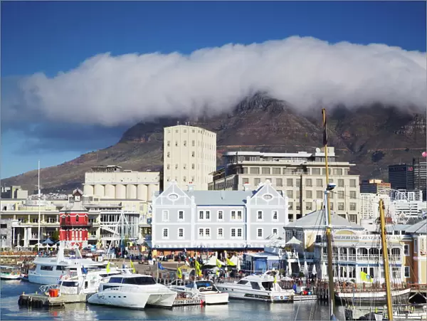Victoria and Alfred Waterfront with Table Mountain in background, Cape Town