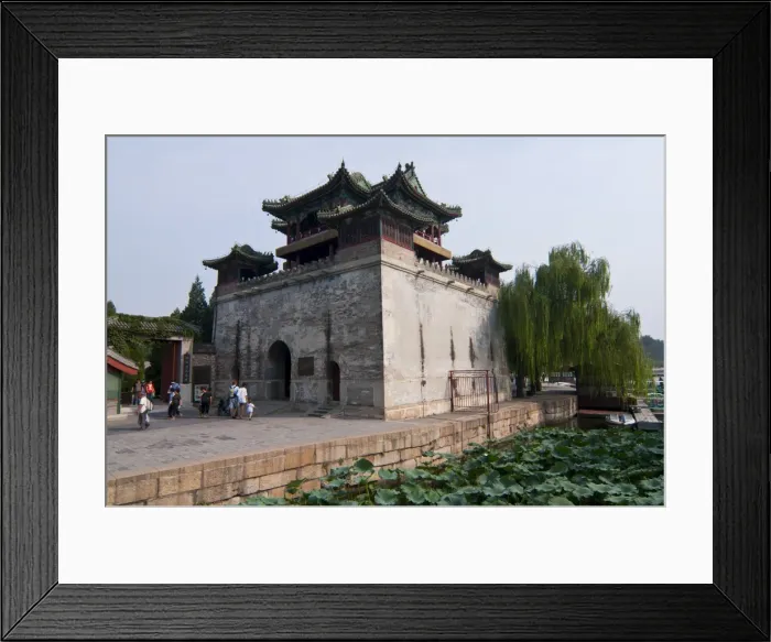 Framed Print : Huge gate at the Kunming lake in the Summer Palace (Yihe Yuan), UNESCO World Heritage Site Framed Print : Huge gate at the Kunming lake in the Summer Palace (Yihe Yuan), UNESCO World Heritage Site