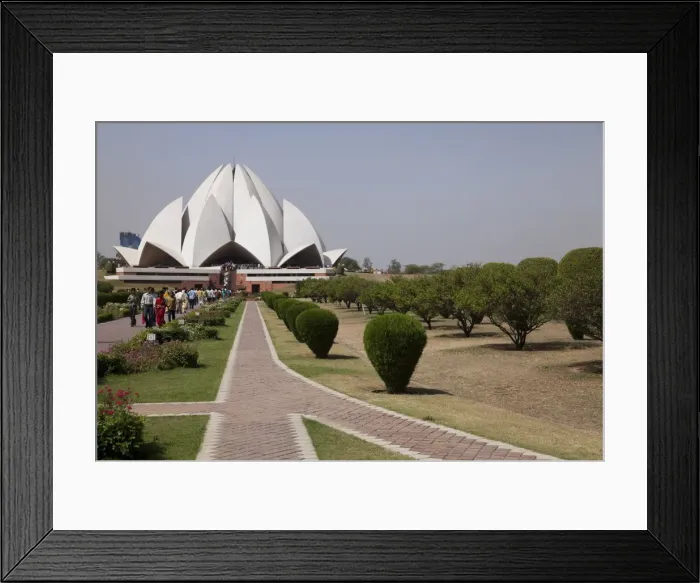 Framed Print : Baha i House of Worship, Lotus Temple, Delhi, India, Asia Framed Print : Baha i House of Worship, Lotus Temple, Delhi, India, Asia