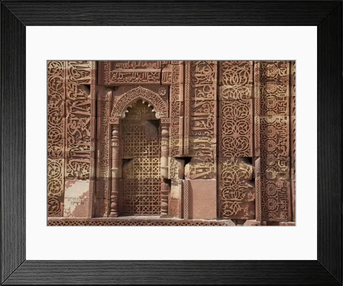 Framed Print : Intricate carving, Qutb Complex, UNESCO World Heritage Site, Delhi, India, Asia Framed Print : Intricate carving, Qutb Complex, UNESCO World Heritage Site, Delhi, India, Asia