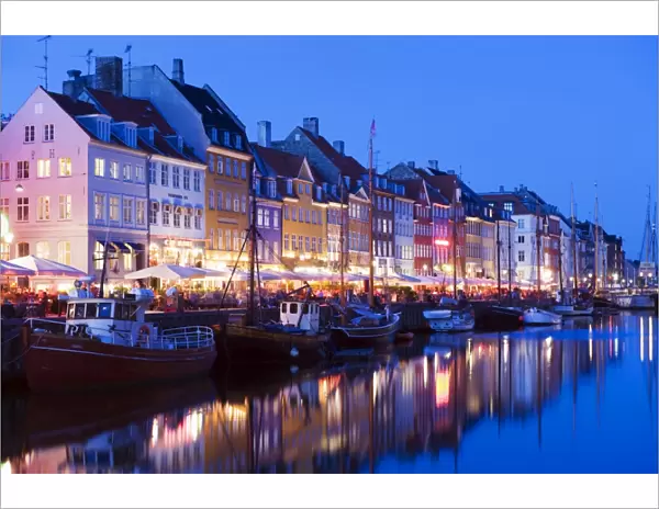 Boats in Nyhavn harbour, Copenhagen, Denmark, Scandinavia, Europe