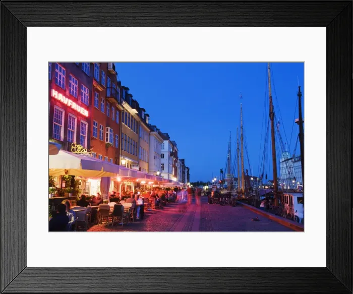 Framed Print : Outdoor dining and boats in Nyhavn harbour, Copenhagen, Denmark, Scandinavia, Europe Framed Print : Outdoor dining and boats in Nyhavn harbour, Copenhagen, Denmark, Scandinavia, Europe