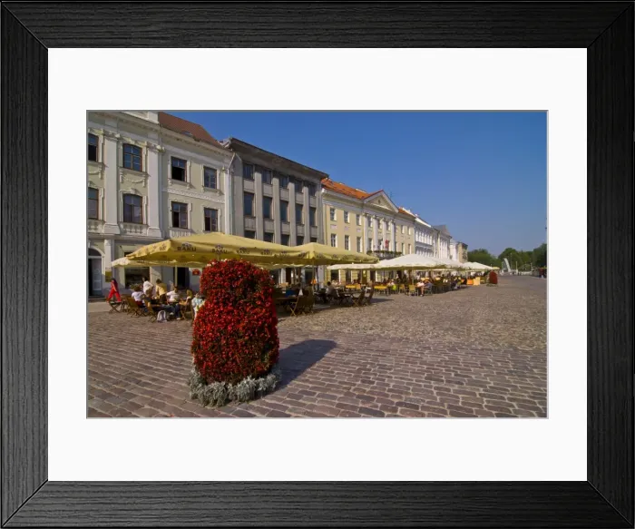 Framed Print : Raekoja Plats (Market Square) of Tartu, Estonia, Baltic States, Europe Framed Print : Raekoja Plats (Market Square) of Tartu, Estonia, Baltic States, Europe