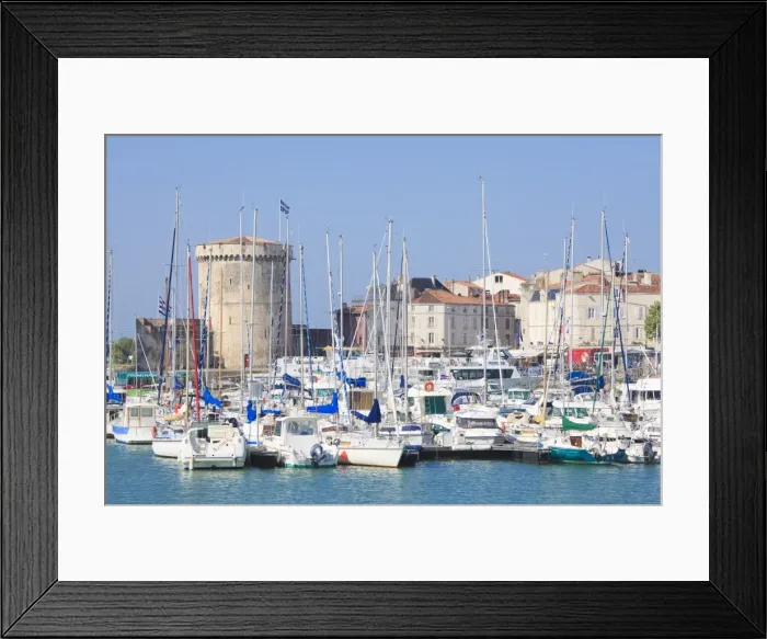 Framed Print : The Chain Tower, Vieux Port, the old harbour, La Rochelle, Charente-Maritime Framed Print : The Chain Tower, Vieux Port, the old harbour, La Rochelle, Charente-Maritime
